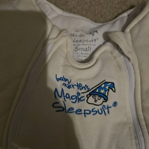 Baby Merlins Magic Sleepsuit Swaddle Wrap - Picture 2 of 3